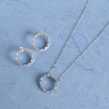 Baquette Pendant Set